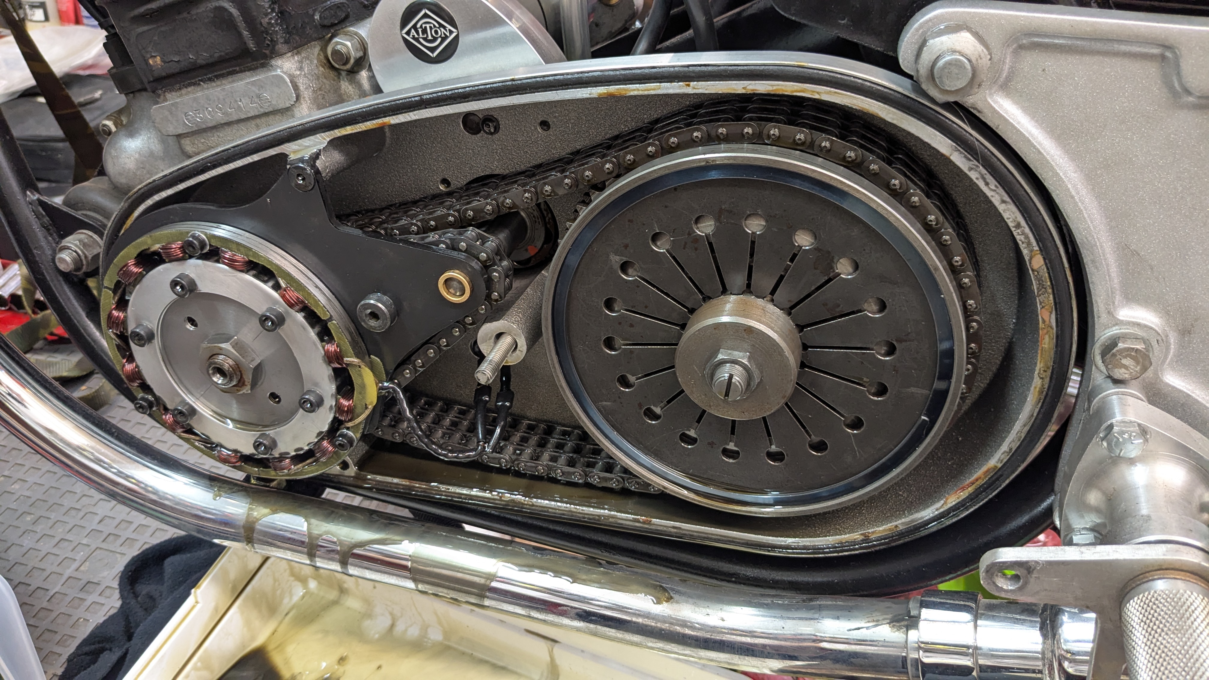 Anti-Janky-fying my 1974 Norton Commando